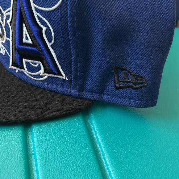 Angels hat - Picture 3 of 4